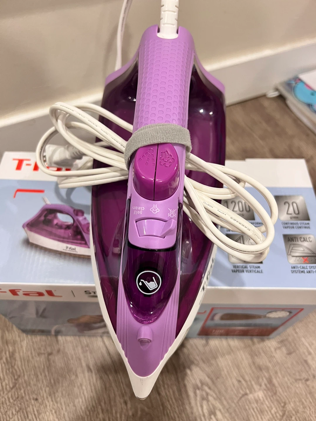 T-fal Steam Essential Plus Quick & Easy Iron - photo 2