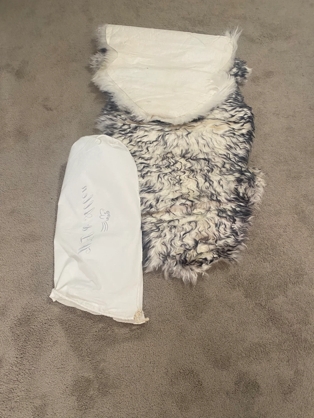 Sheepskin Rug - Black and White - photo 4