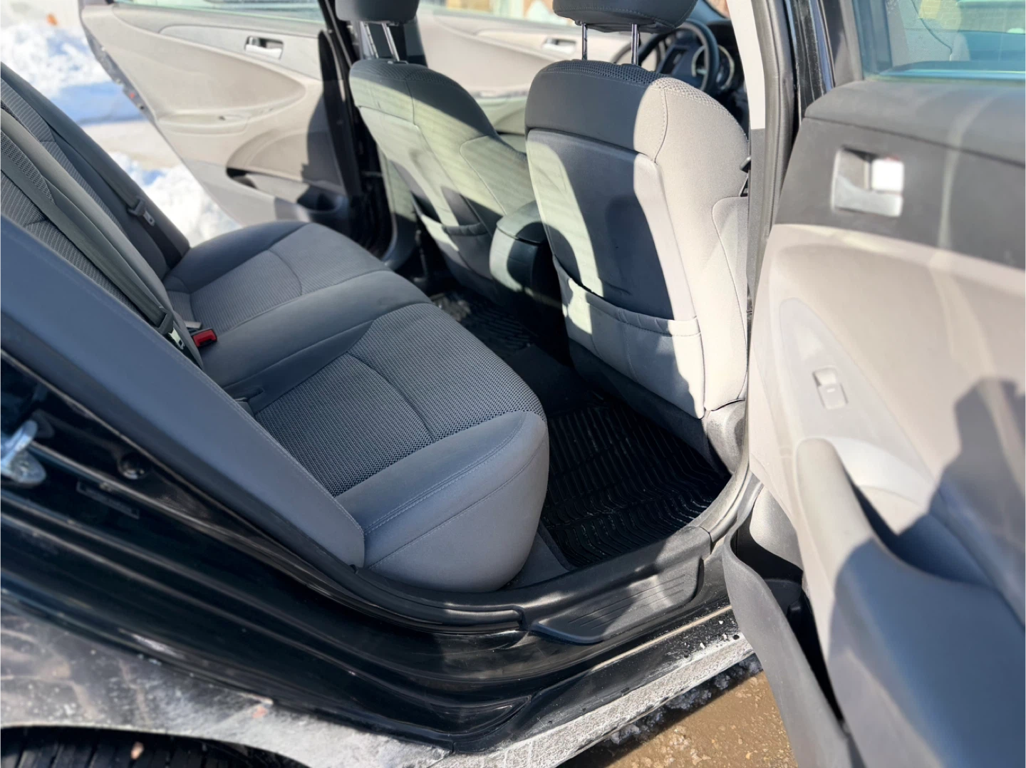 2012 Hyundai Sonata Sedan - photo 5