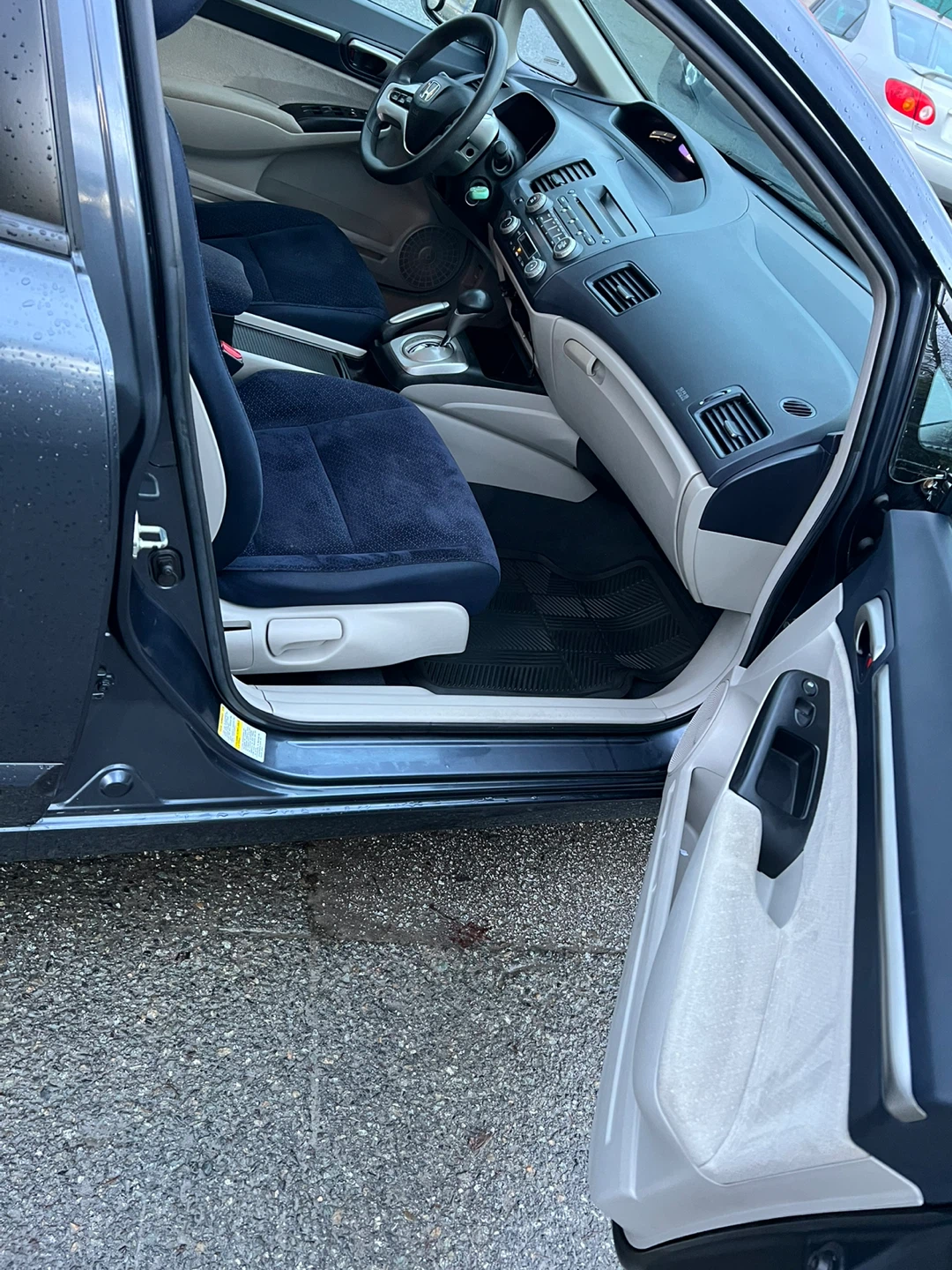 2008 Honda Civic Hybrid — Great on Gas | Rebuilt Title - photo 3
