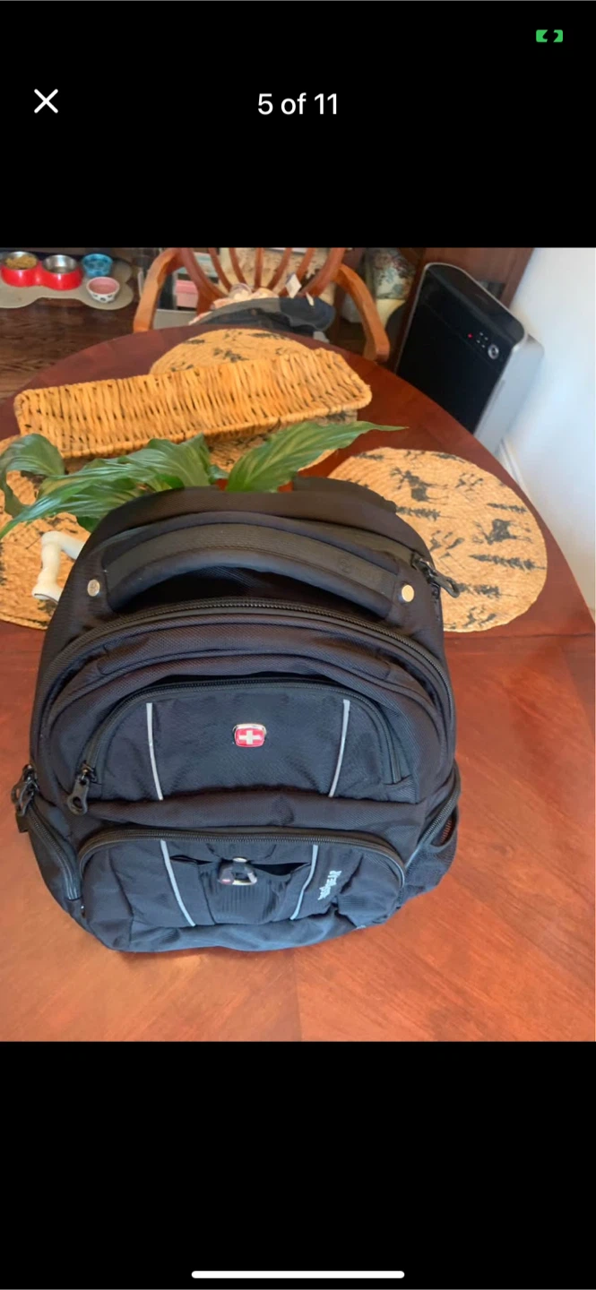 LARGE Swiss Gear Backpack Black - photo 4