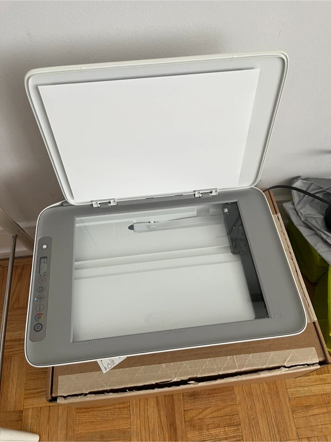 HP DeskJet 2755 All-in-One Printer - photo 2