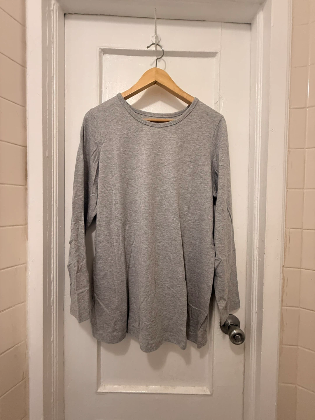 Brand New Long Sleeve T-Shirt Size M