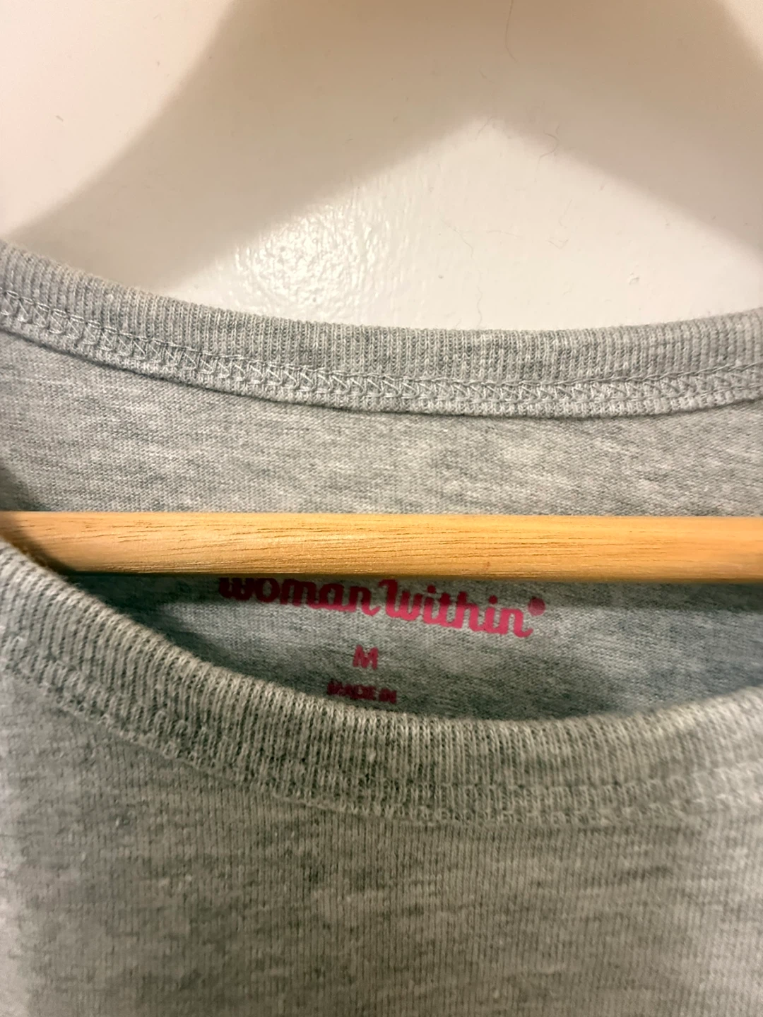 Brand New Long Sleeve T-Shirt Size M - photo 2