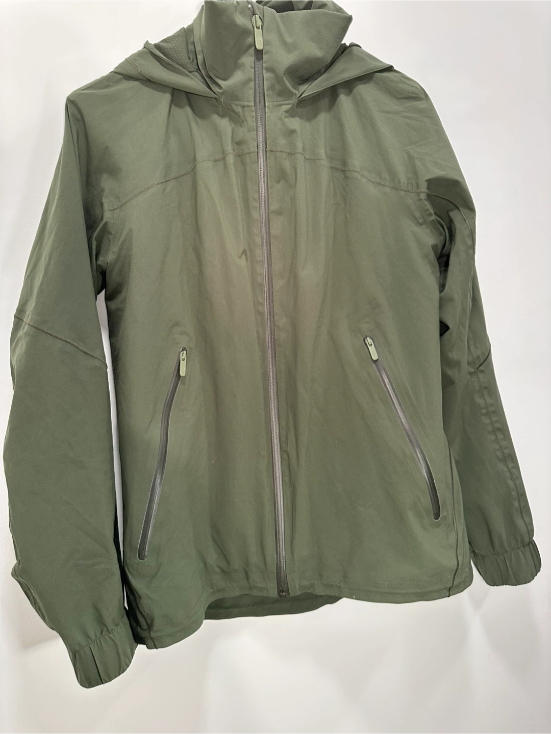 Lululemon Green Hooded Jacket Size 6