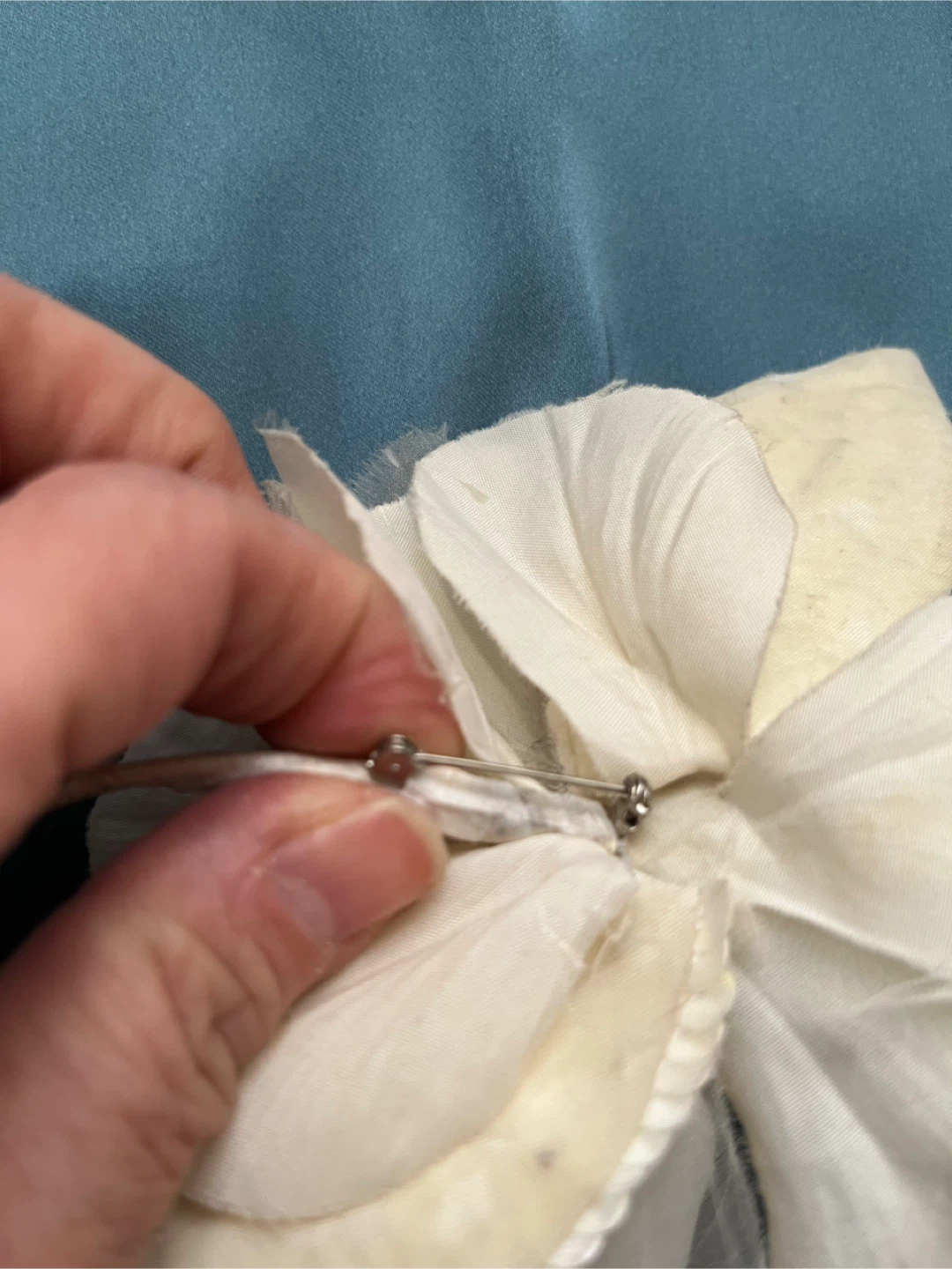 Vintage Cream Flower Brooch with Sequins - photo 2