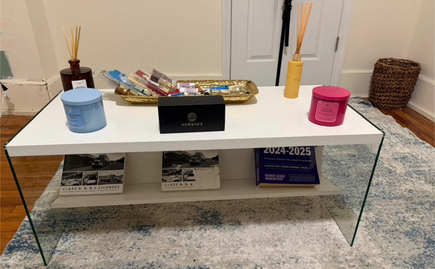 White Coffee Table with Glass Legs
