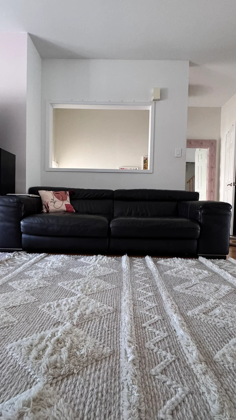 Structube LAMI Handwoven Wool Rug 6' x 9' - photo 3