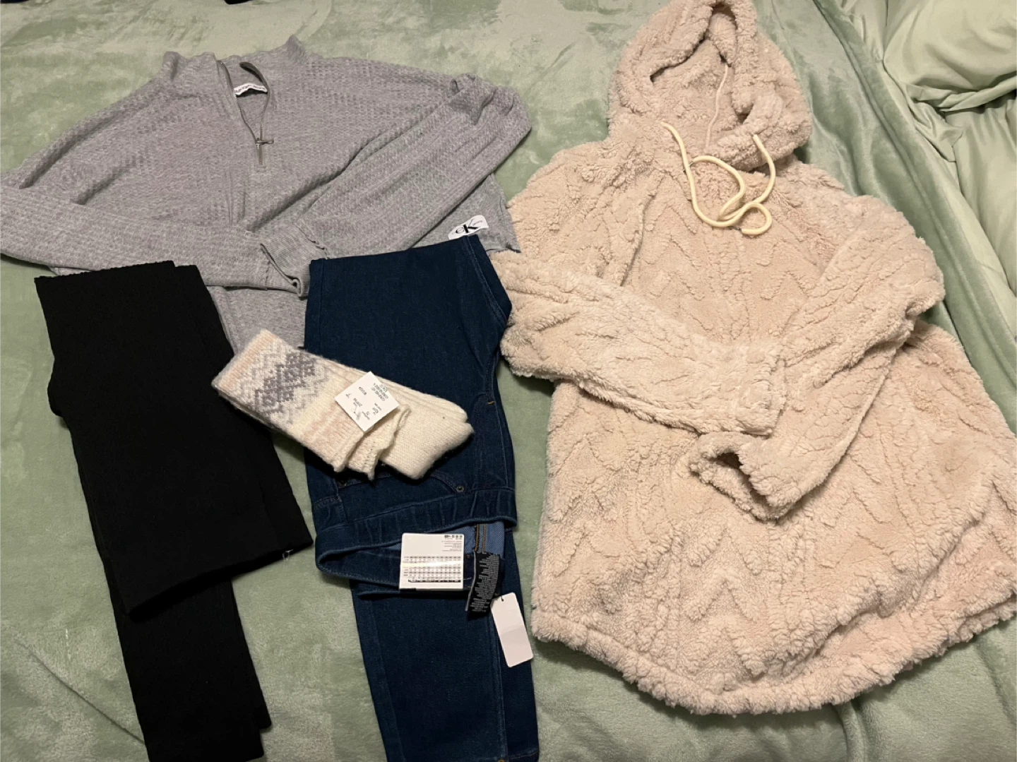 Selling as LOT !! NEW Womens/teens size small