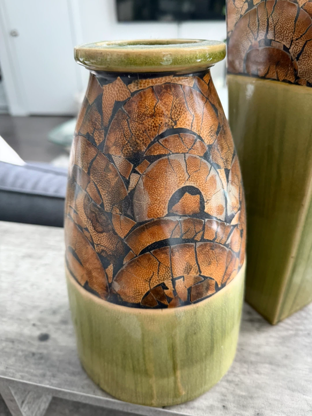 GREAT CONDITION Decorative Ceramic Vases (Set of 2) - photo 2