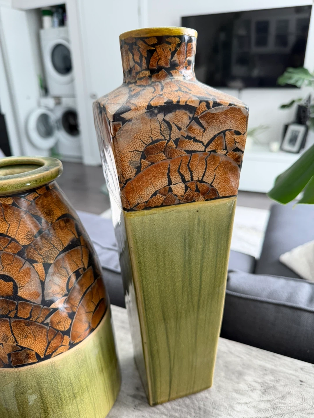 GREAT CONDITION Decorative Ceramic Vases (Set of 2) - photo 3