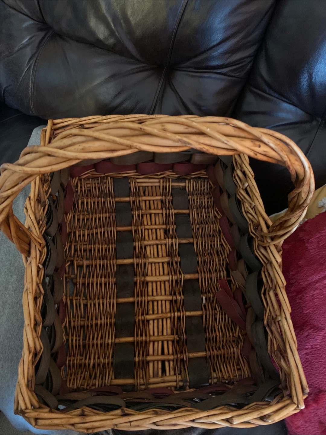 Large Woven Wicker Storage Basket with Handle - photo 3