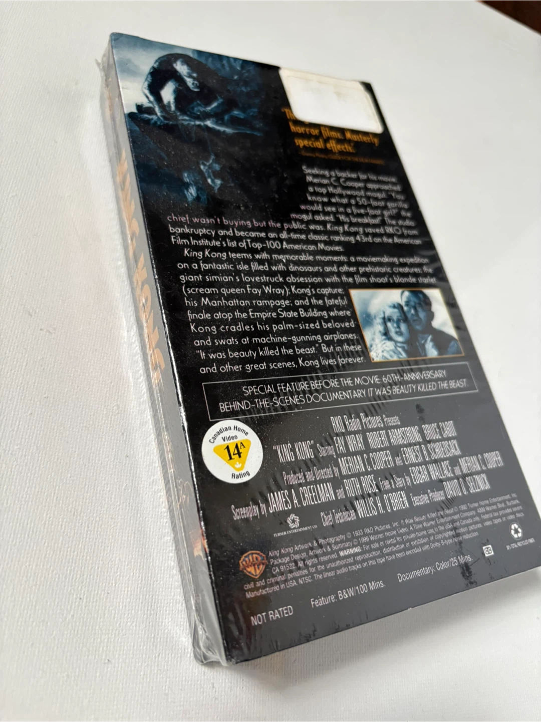 Vintage King Kong sealed VHS tape Warner Bros godzilla alien - photo 4