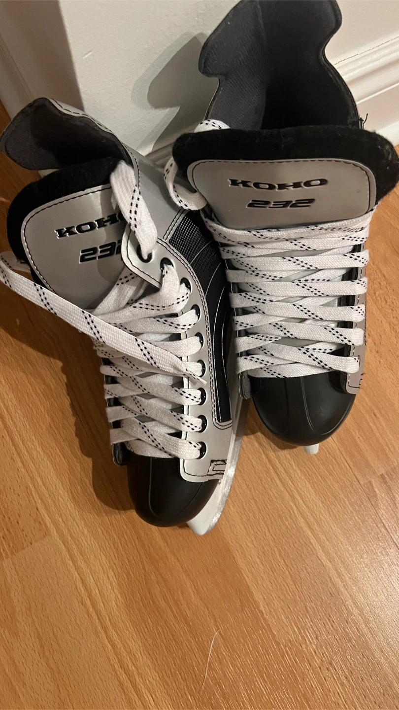 Koho 232 Hockey Skates Size 4