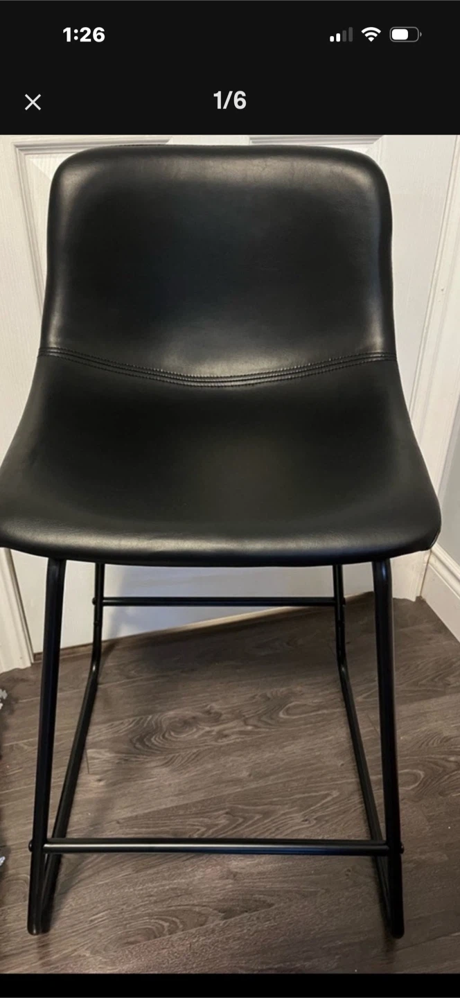 Set of 2 NEW Counter Stools