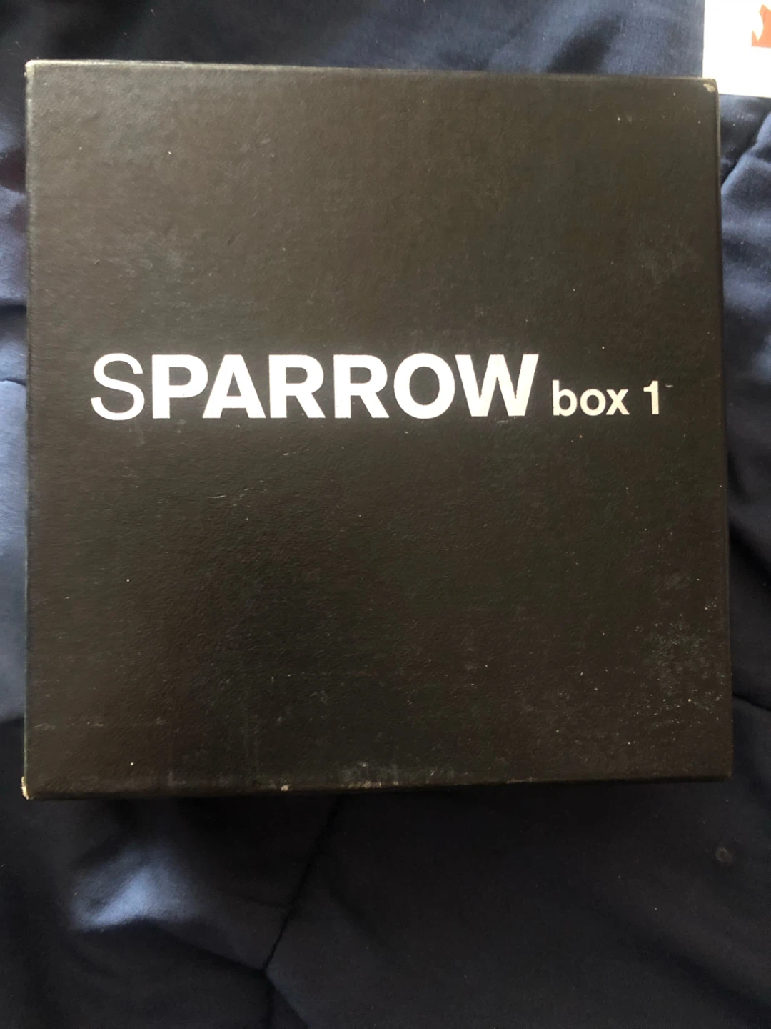 Sparrow Box 1 Artbooks IDW Publishing