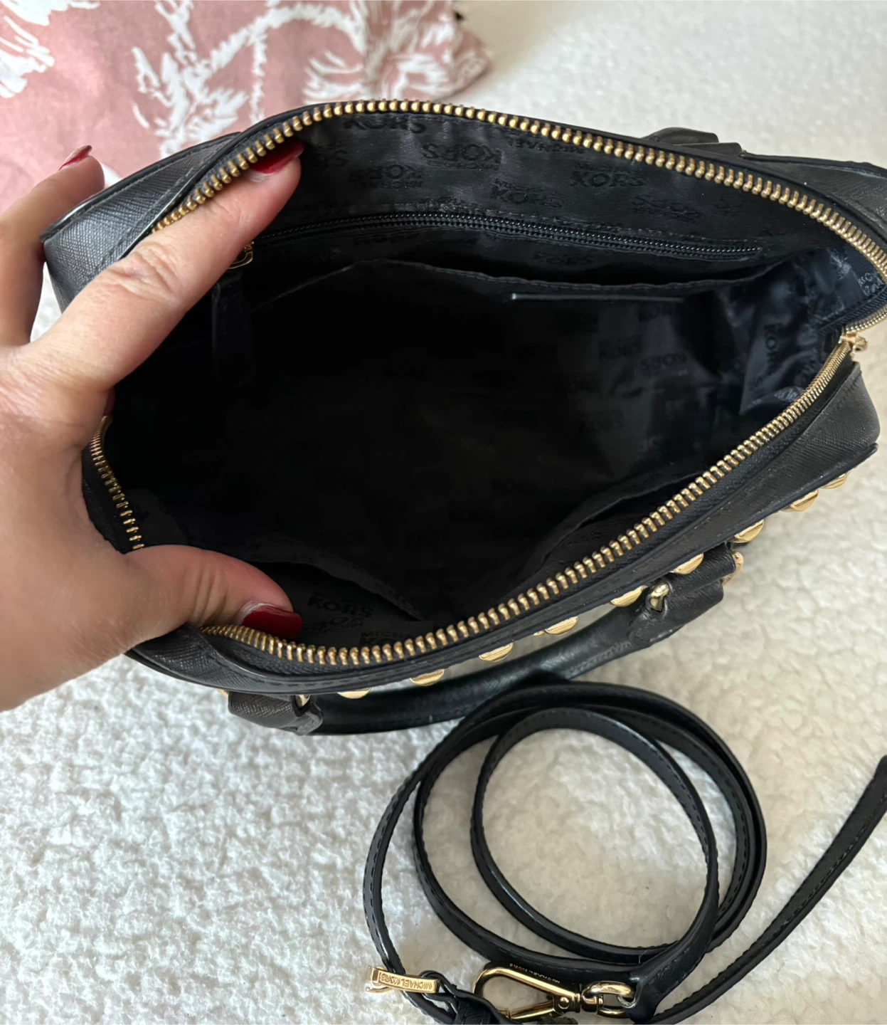 Michael Kors Black Studded Satchel Handbag - photo 3