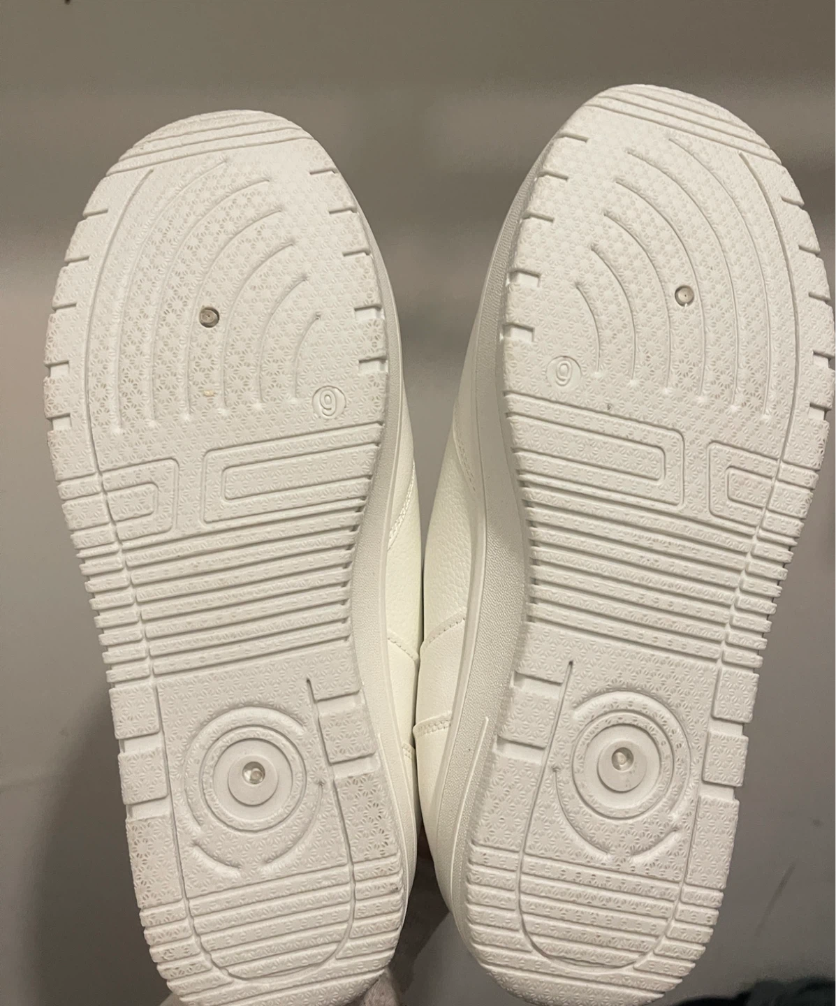 Streetwear Society White Sneakers Size 9 - photo 2