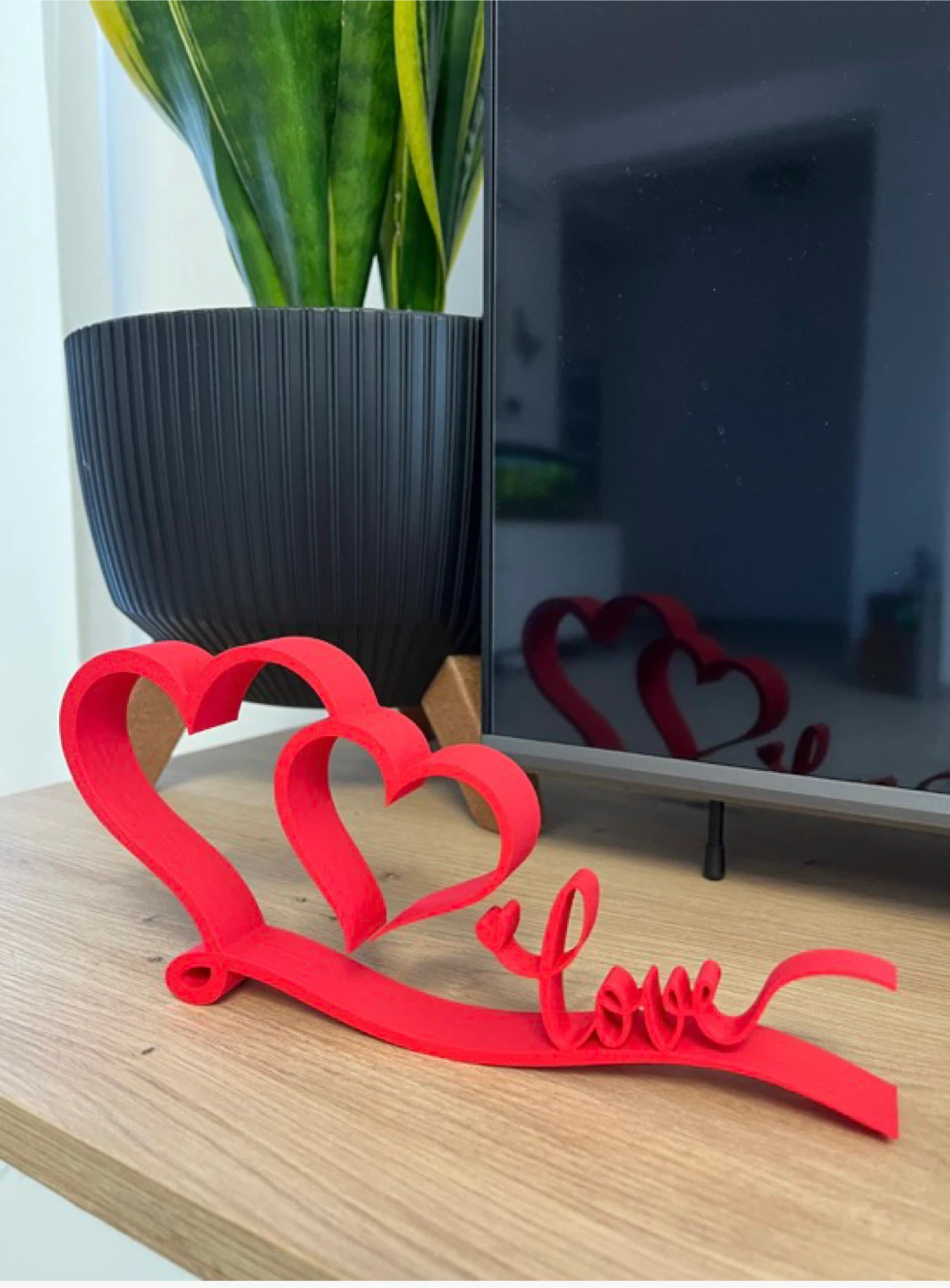 Red Love Heart Sculpture - photo 2