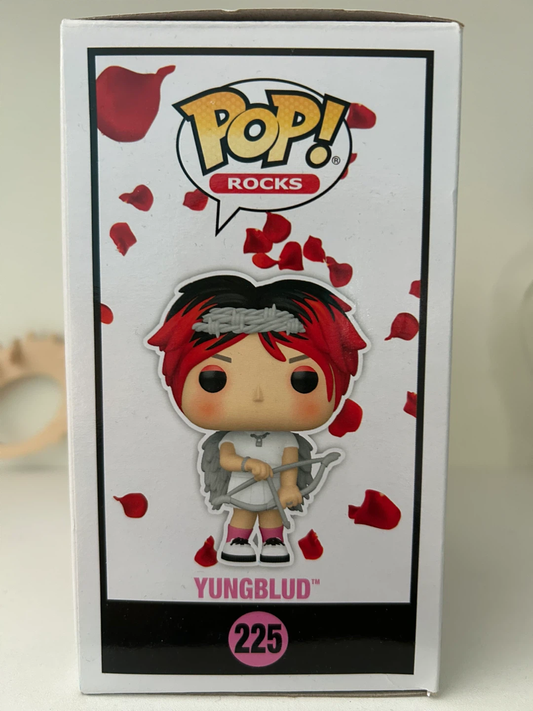 Funko Pop! Rocks Yungblud #225 Vinyl Figure - photo 3