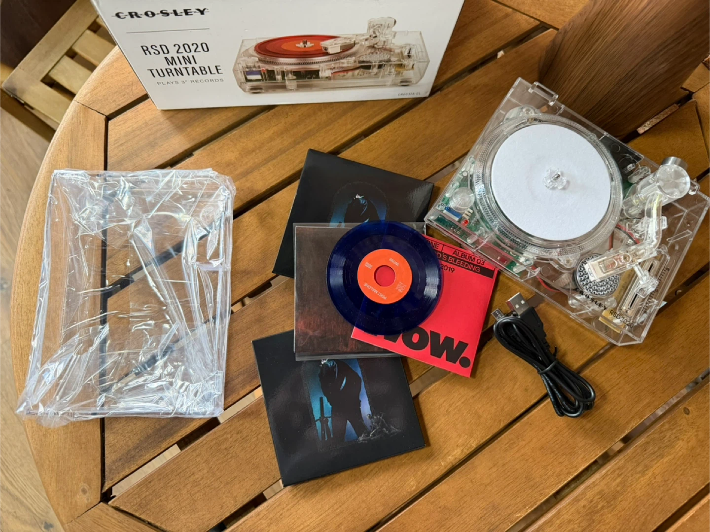 CROSLEY RSD 2020 3” CLEAR MINI TURNTABLE - photo 2