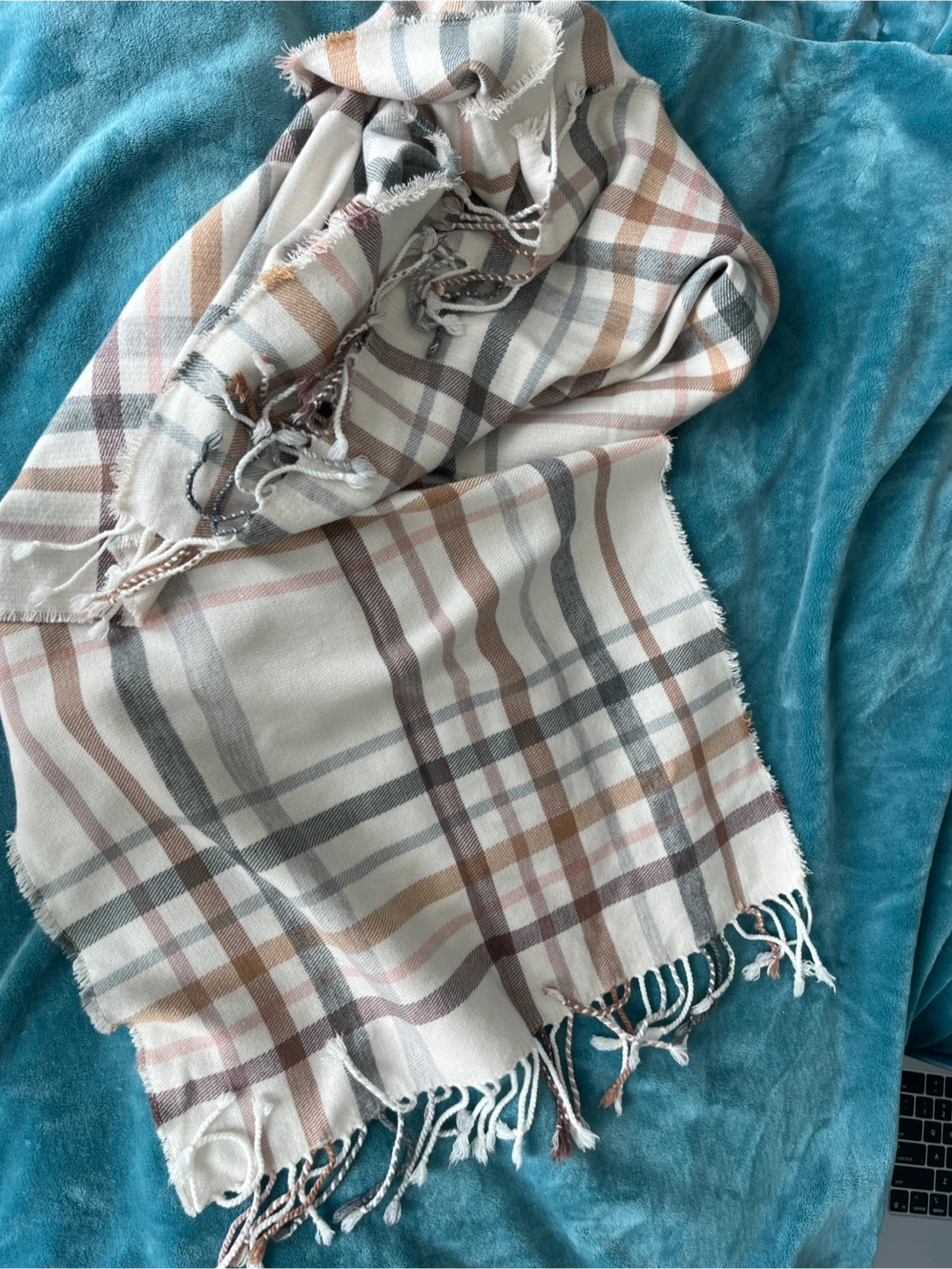 Reitmans Plaid Scarf - photo 2