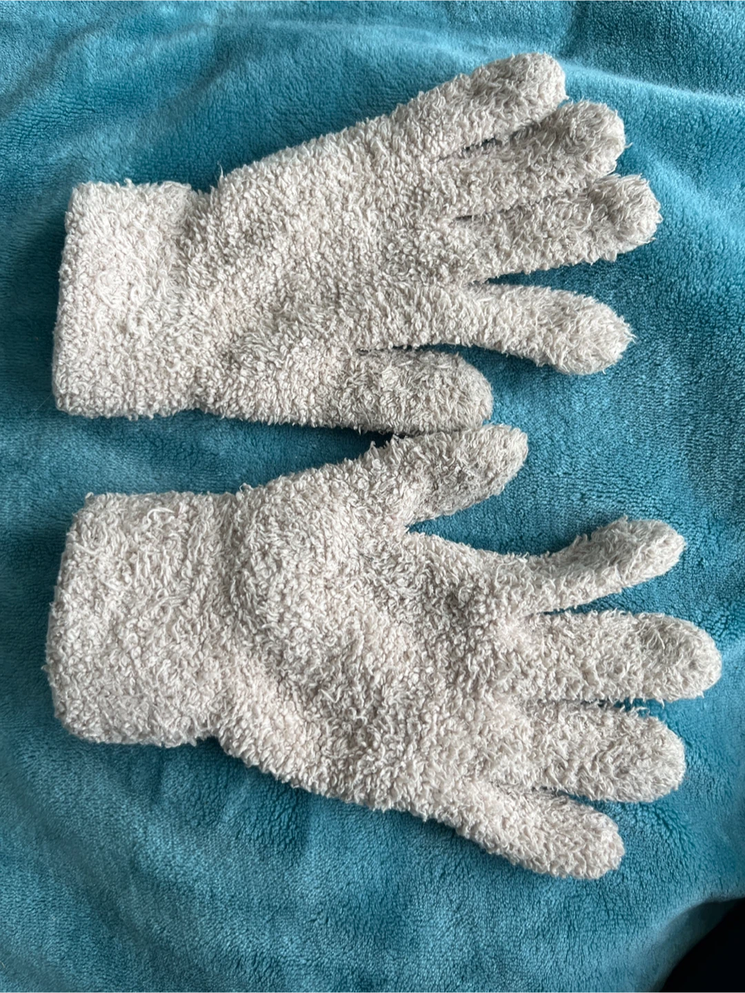 Gloves