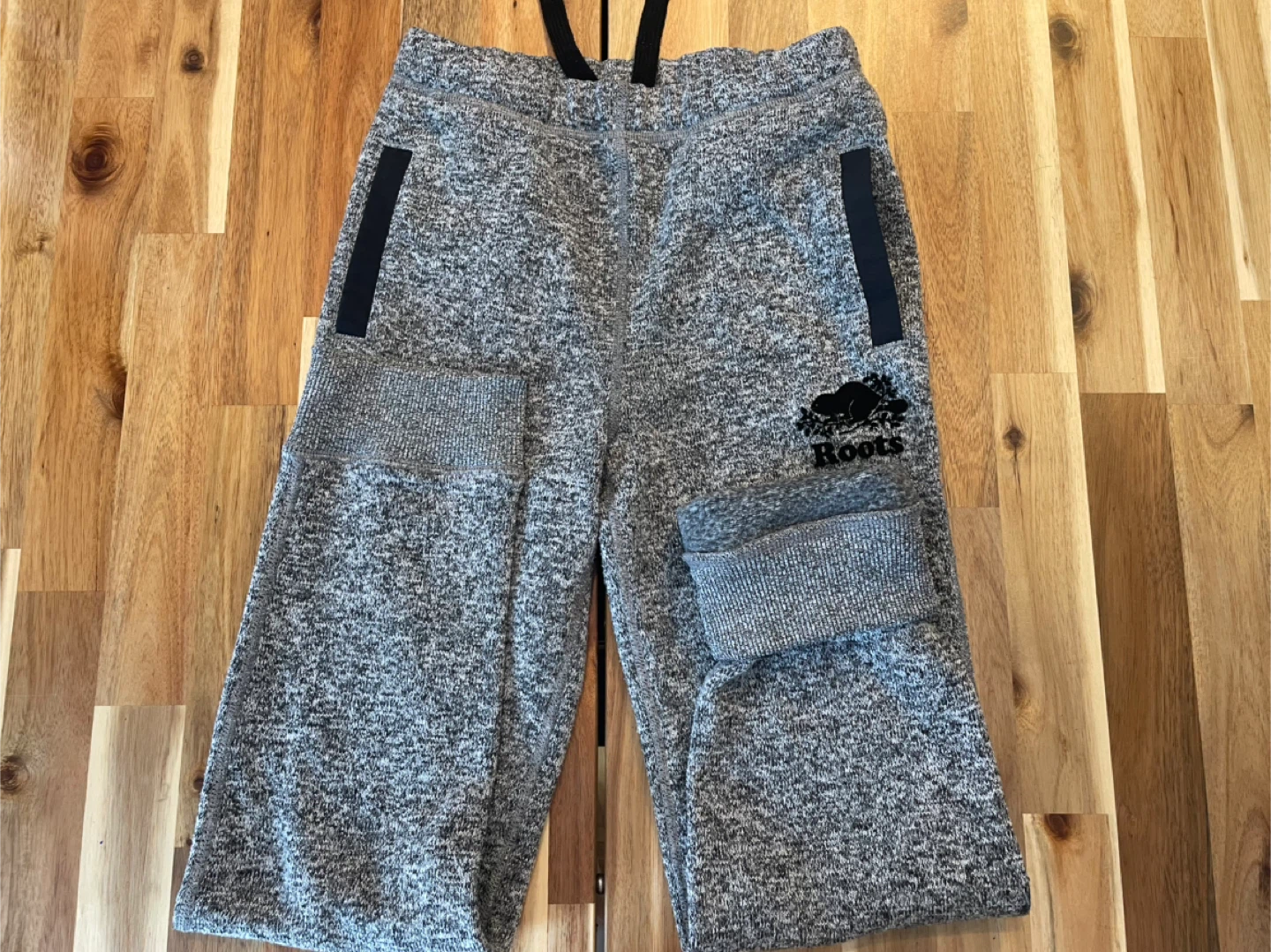 Roots Kids Grey Sweatpants Size 12 - photo 4