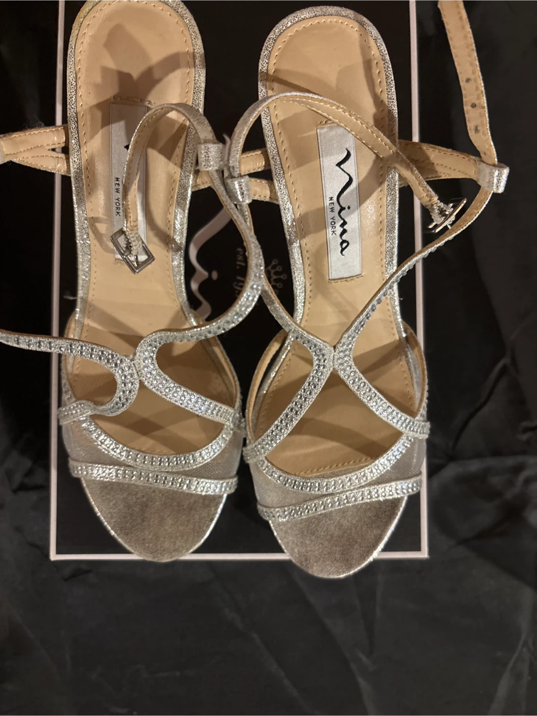 New!!Nina Women's Silver Glitter Mesh Heels Size 5.5 - photo 3