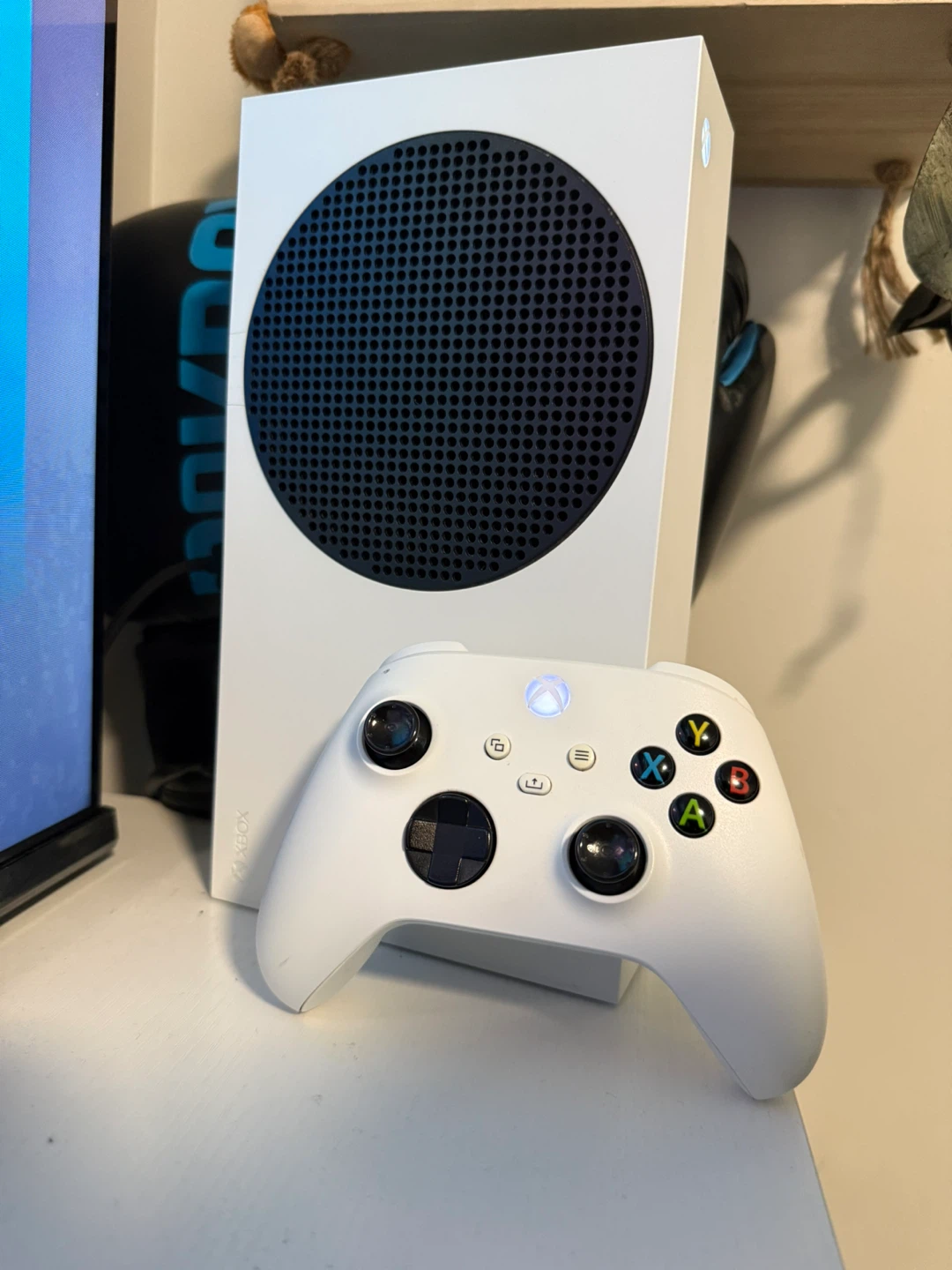 Microsoft Xbox Series S Console with Controller - photo 3