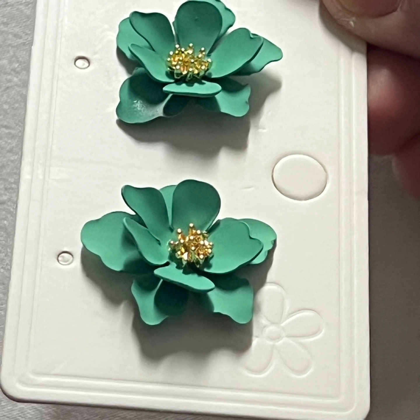 Green Flower Stud Earrings - photo 2
