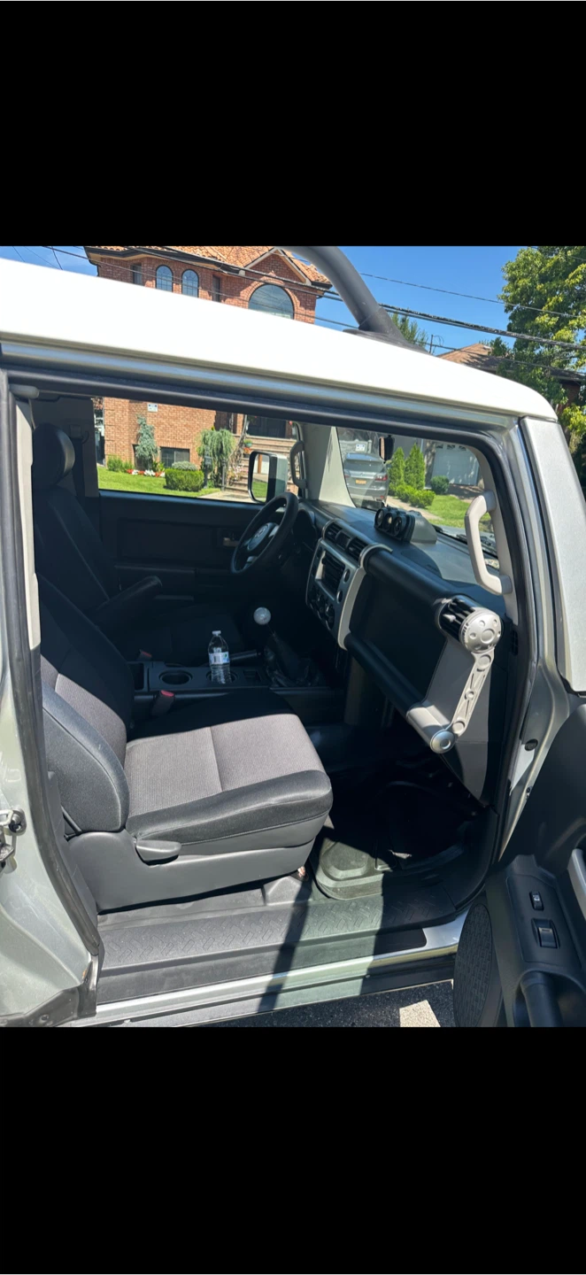 Toyota FJ Cruiser - photo 5
