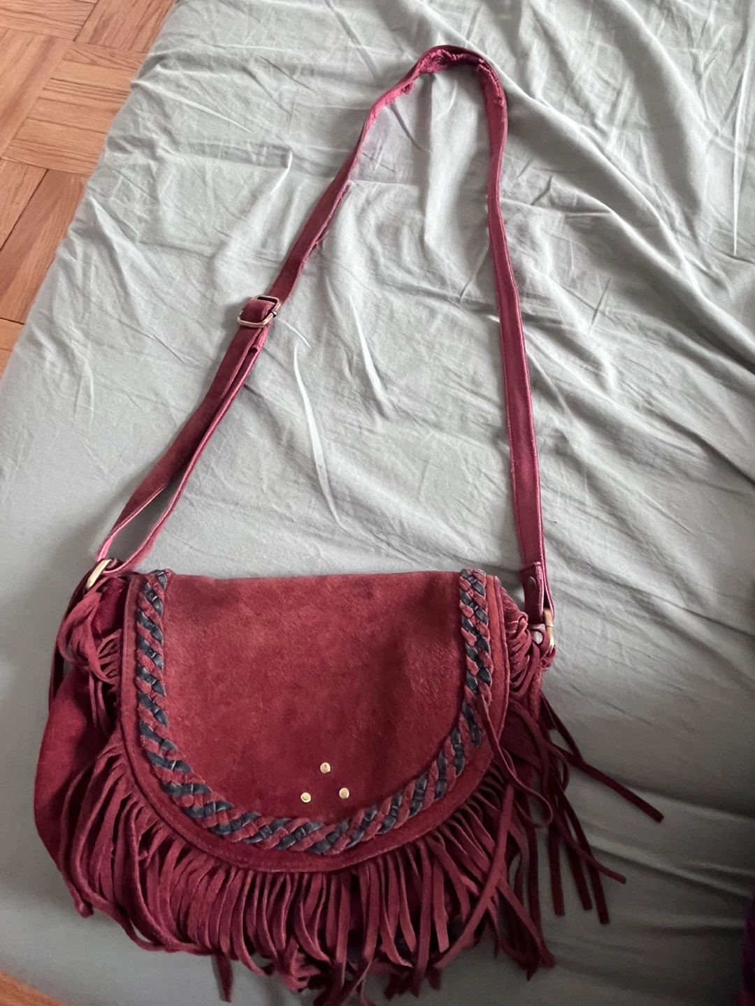 Red Suede Fringe Shoulder Bag - photo 2