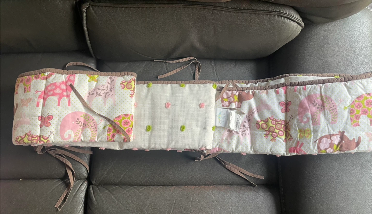 Mini crib bumper doible sides