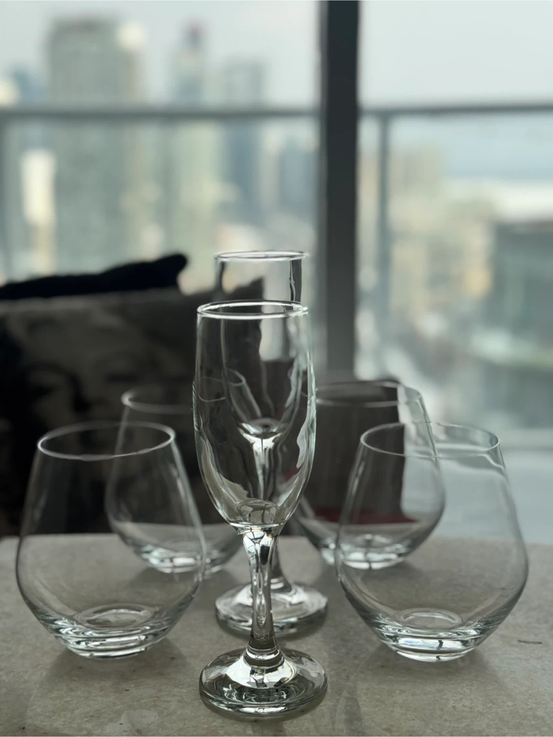 FREE Glassware ~  Champagne Flutes (2x) & Wine Tumblers (4x) - photo 3