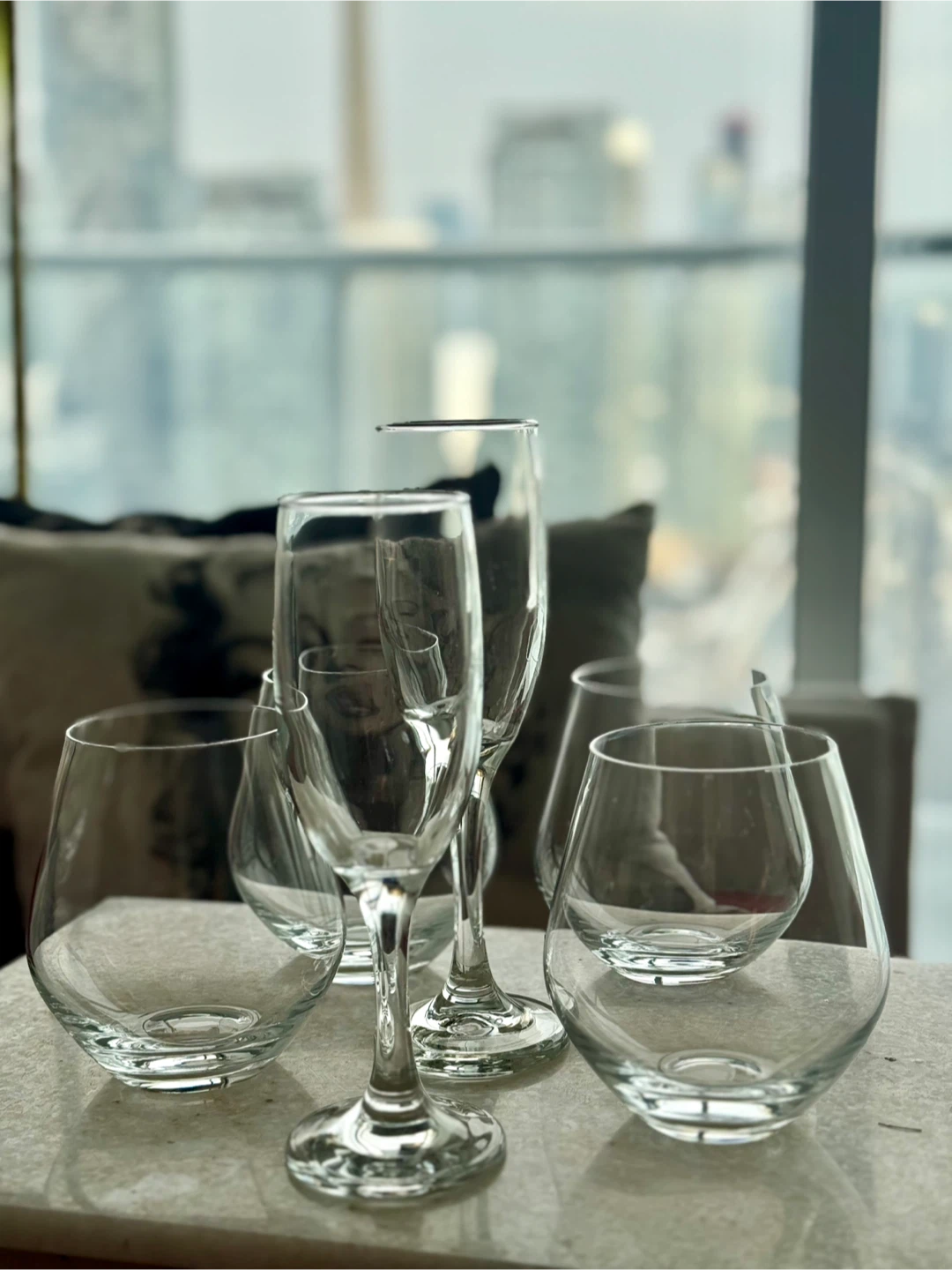 FREE Glassware ~  Champagne Flutes (2x) & Wine Tumblers (4x)