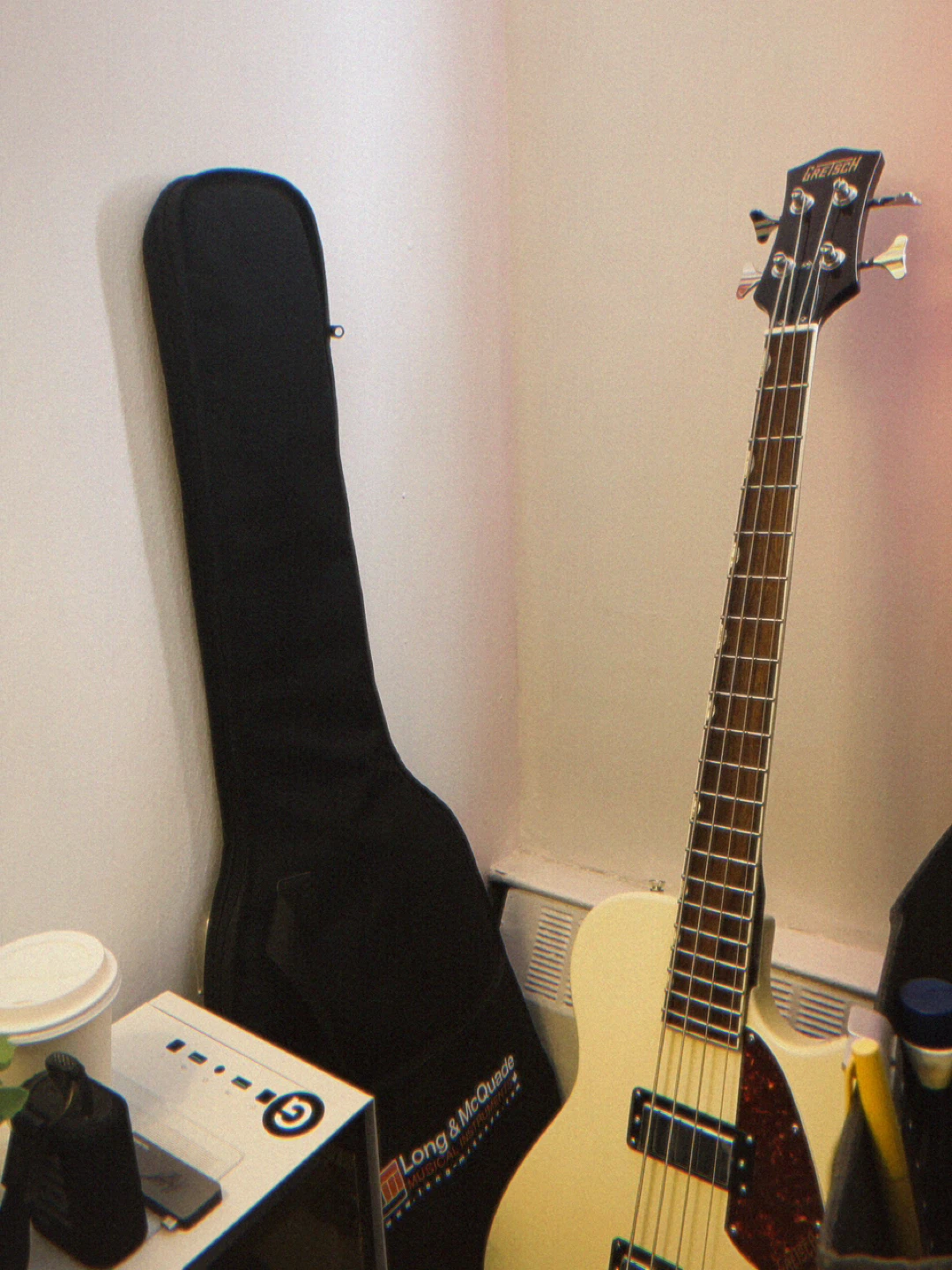 Gretsch Electric Bass Guitar - photo 3