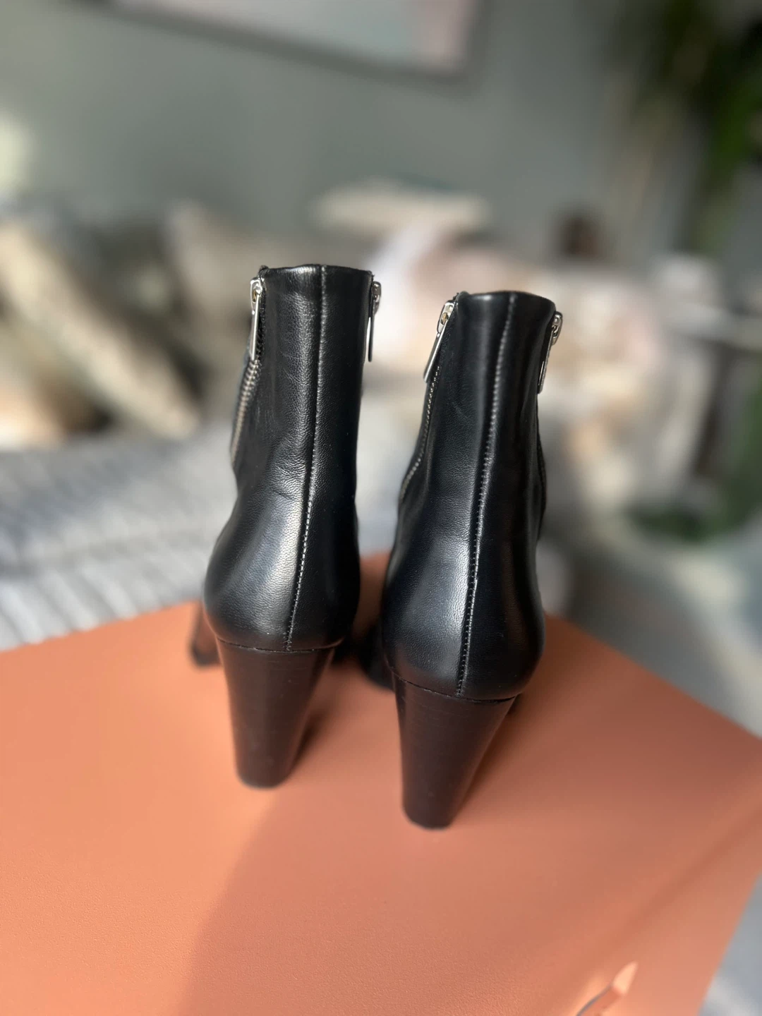 The Kooples- Black Leather Pointed Toe Ankle Boots Size 38 - photo 5