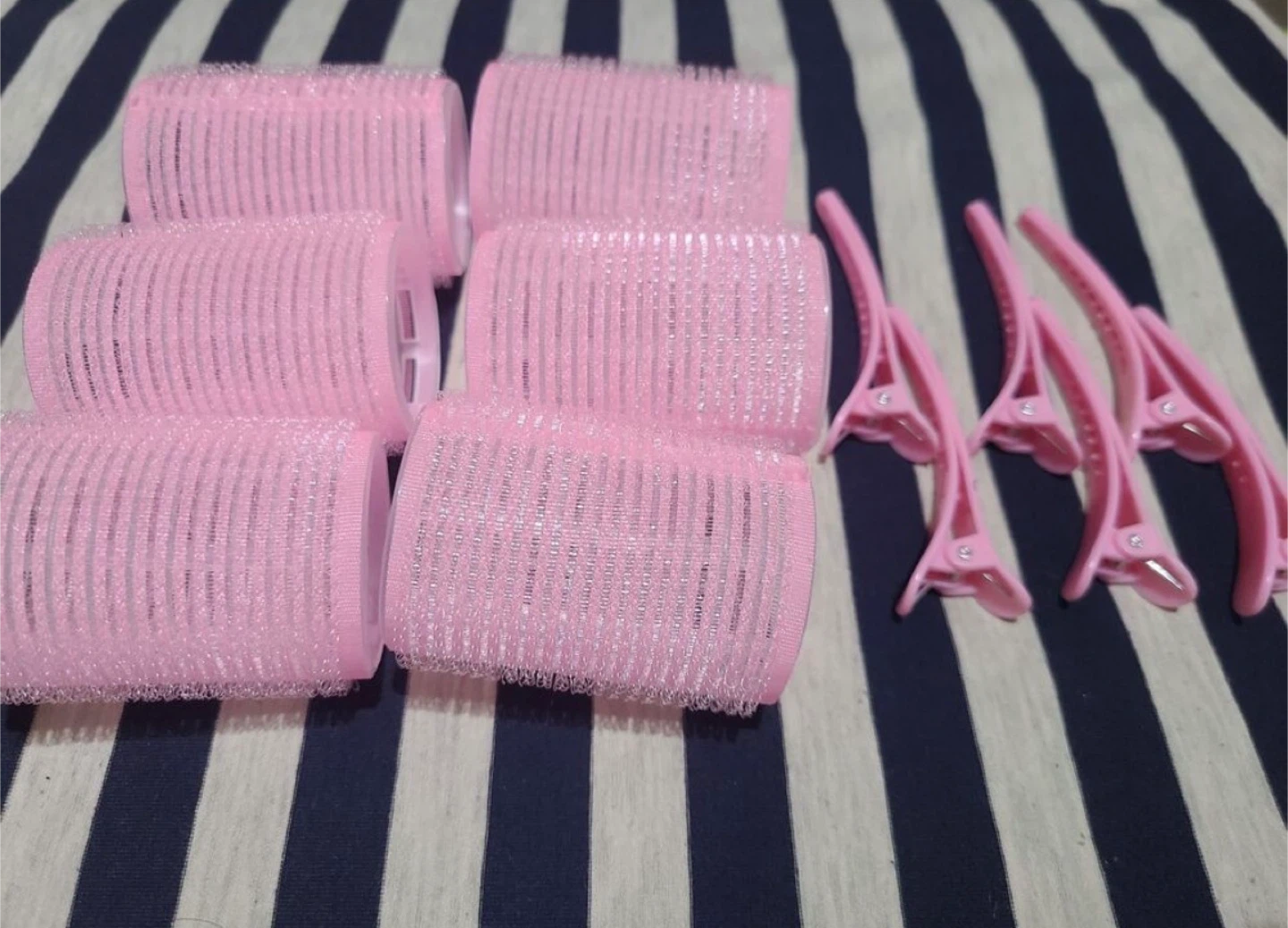 Set of 6 Pink Hair Rollers with 6 Clips