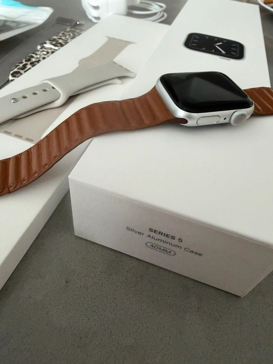 Apple Watch Series 5 40mm Silver Aluminum Case - photo 3