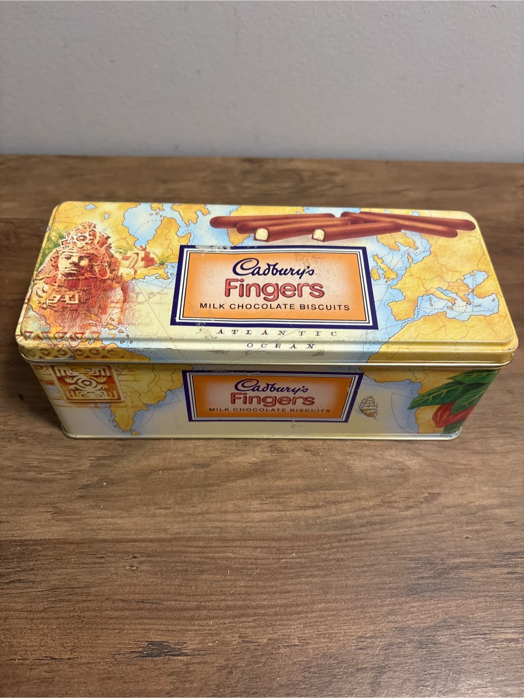 Cadbury's Fingers Milk Chocolate Biscuits Tin