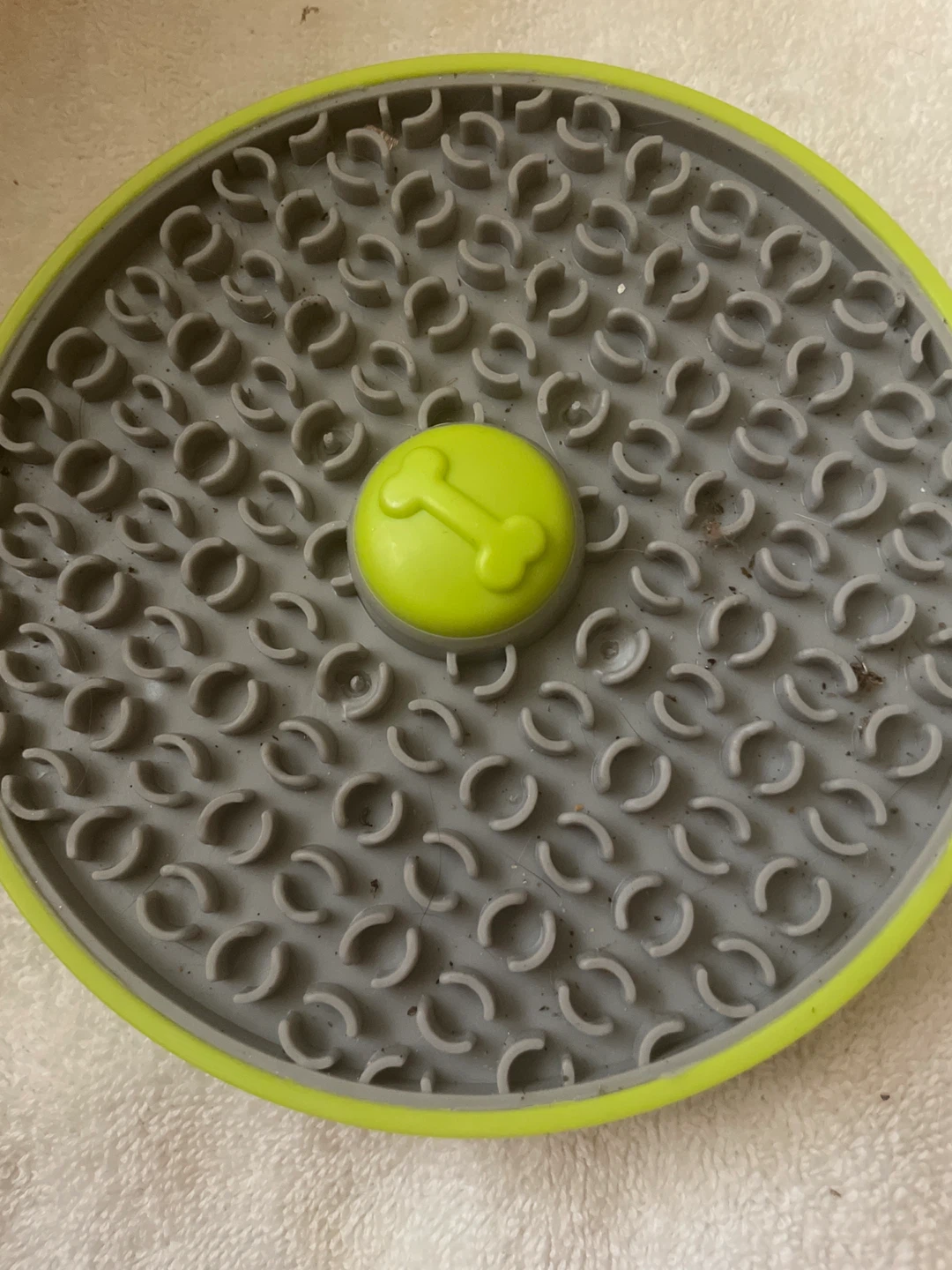 Green Dog Lick Mat with Suction Cups - photo 5