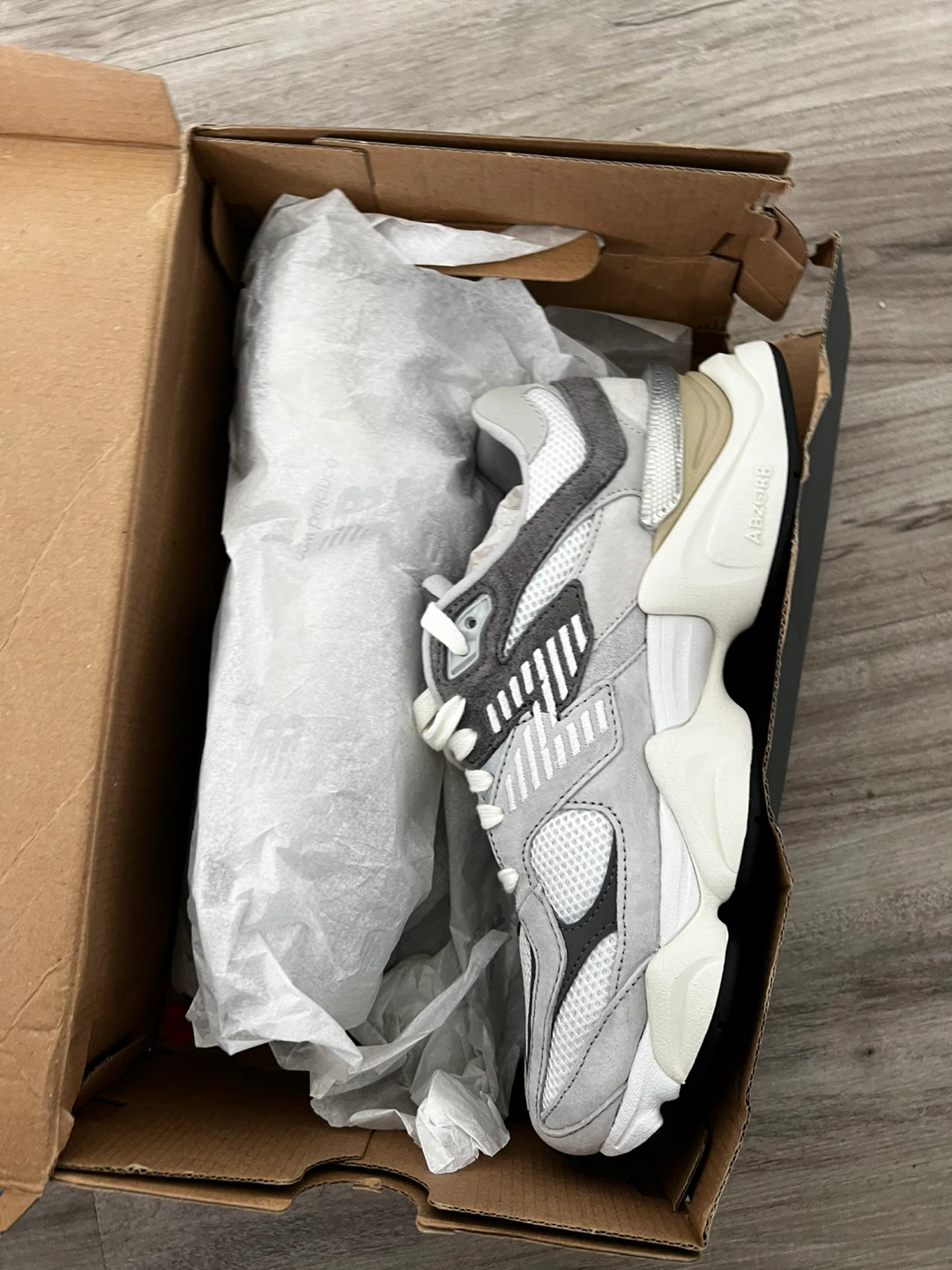 New Balance 9060 Grey Running Shoes - photo 4
