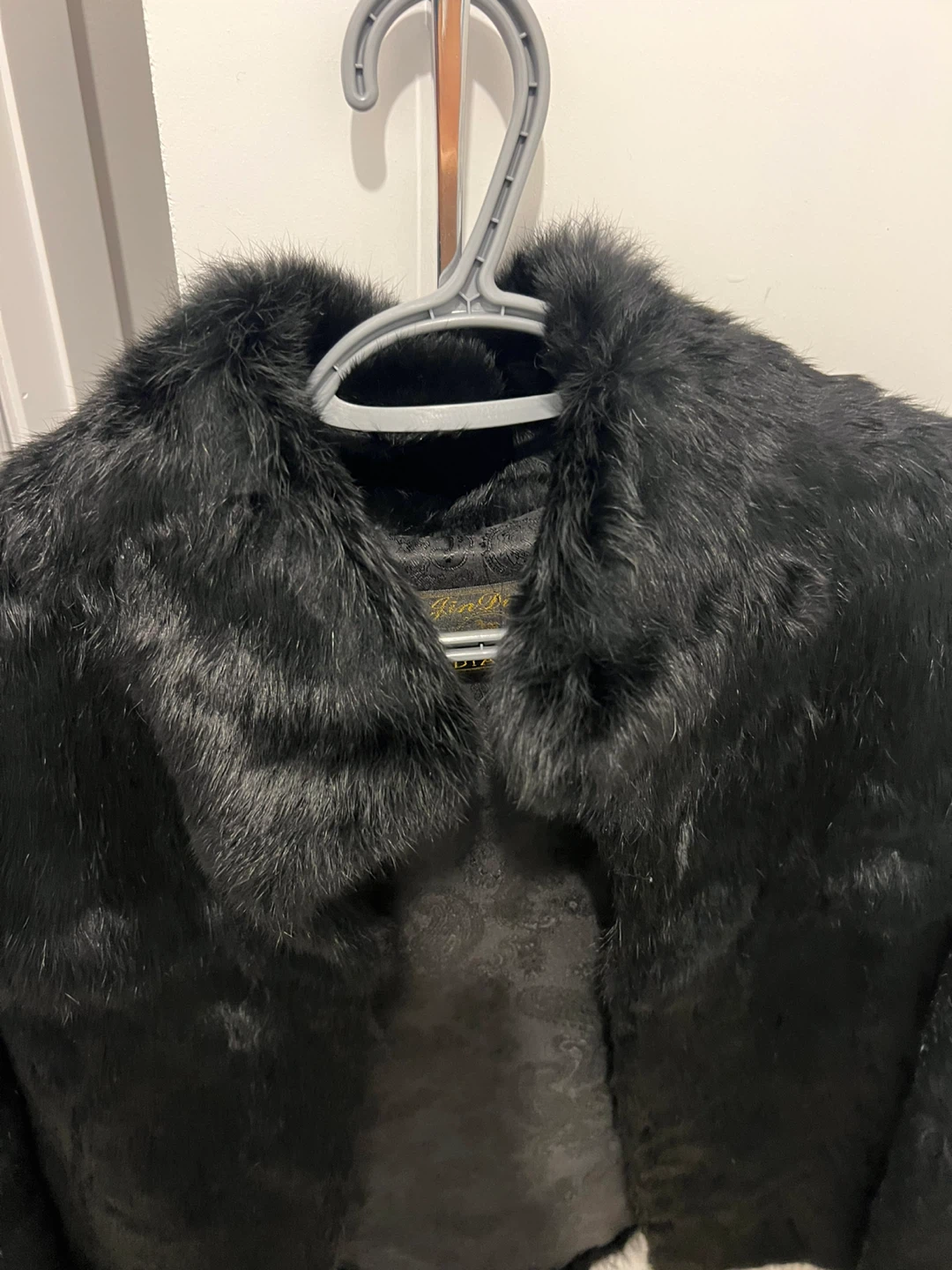 Black real Fur Jacket - photo 3
