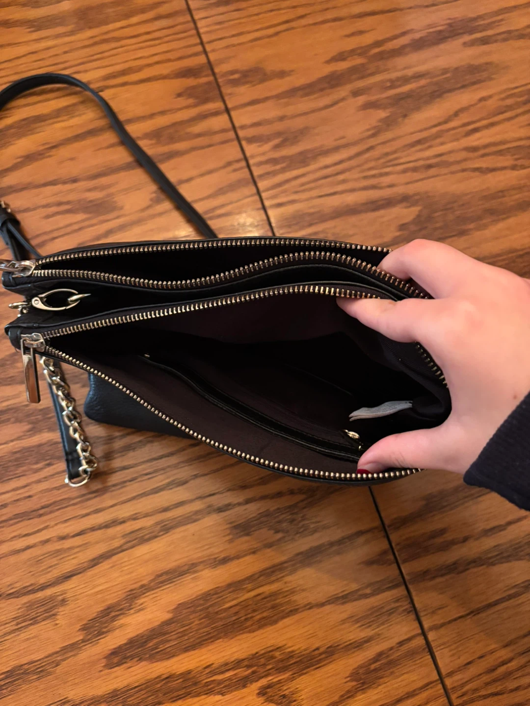 DANIER Black Leather Crossbody Bag - photo 5