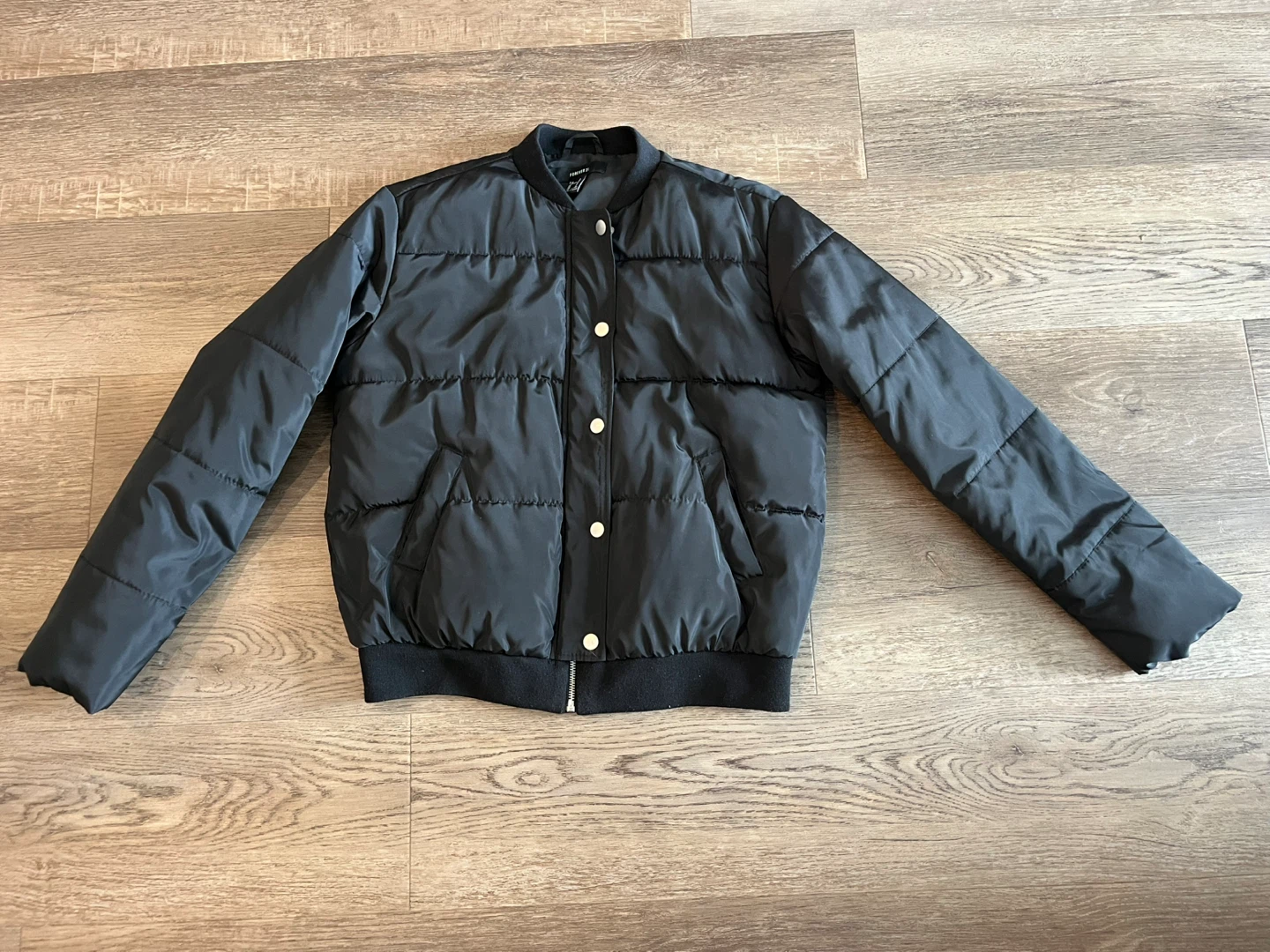 Forever 21 Black Puffer Bomber Jacket Size S