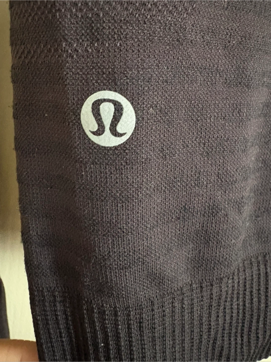 Lululemon Women’s Activewear Hoodie - Sz 6 - photo 3