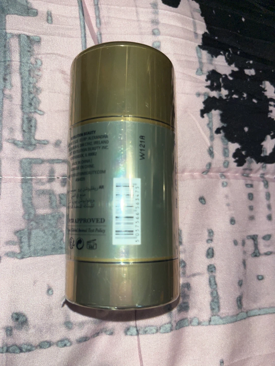 Revolution Pro Blur Stick Bright Universal Face Primer - photo 3