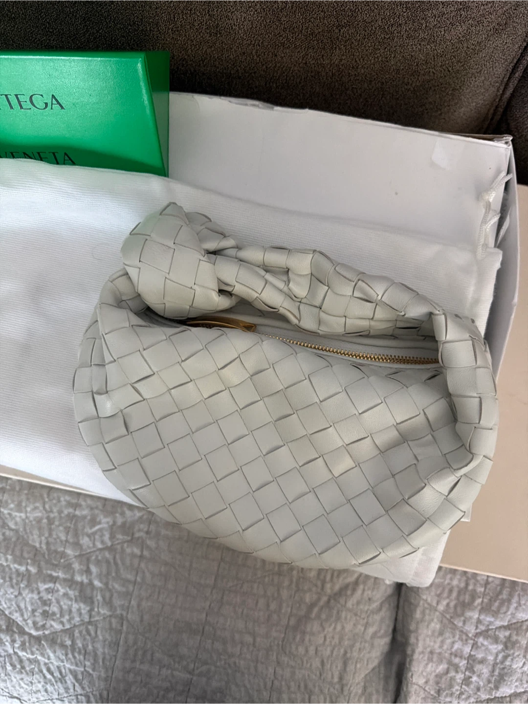 Bottega Veneta White Leather Mini Jodie Handbag - photo 2