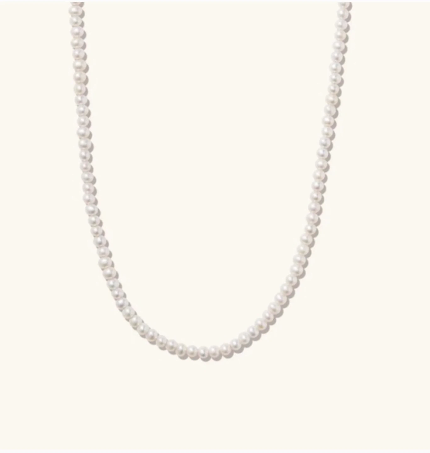 Mejuri Essential Pearl Necklace - 14K yellow gold / 16-18 in - photo 2